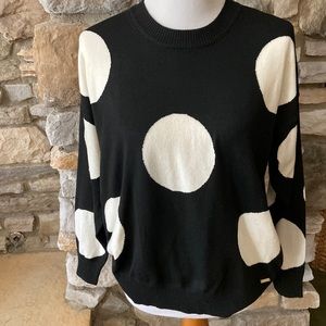 T Tahari sweater in size M. Perfect black and white pattern to match everything